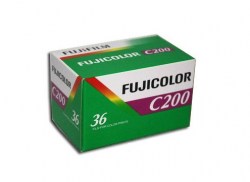 fujifilm-fujicolor-c200-